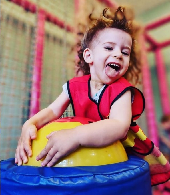 You are currently viewing ג'ימבובר Bubush  משחקיה עם קוקטייל