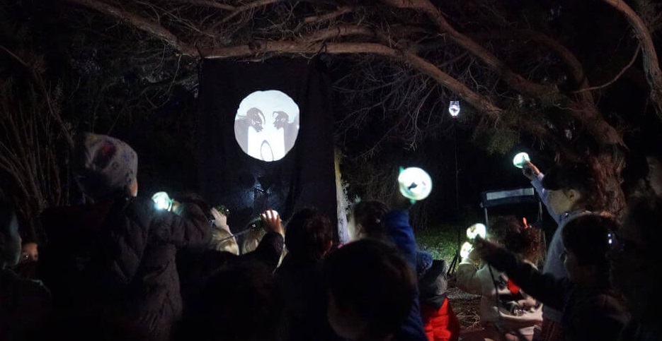 You are currently viewing תיאטרון יער – יש דבר כזה